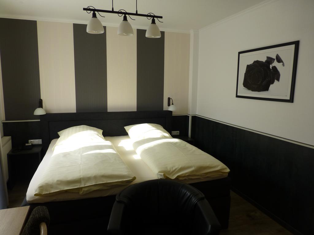 Hotel Ruestersieler Hof Wilhelmshaven Eksteriør bilde